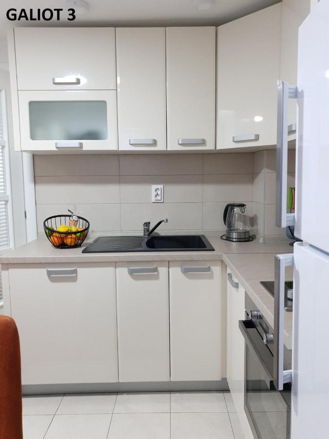 Apartmani Galiot Игало Екстериор снимка